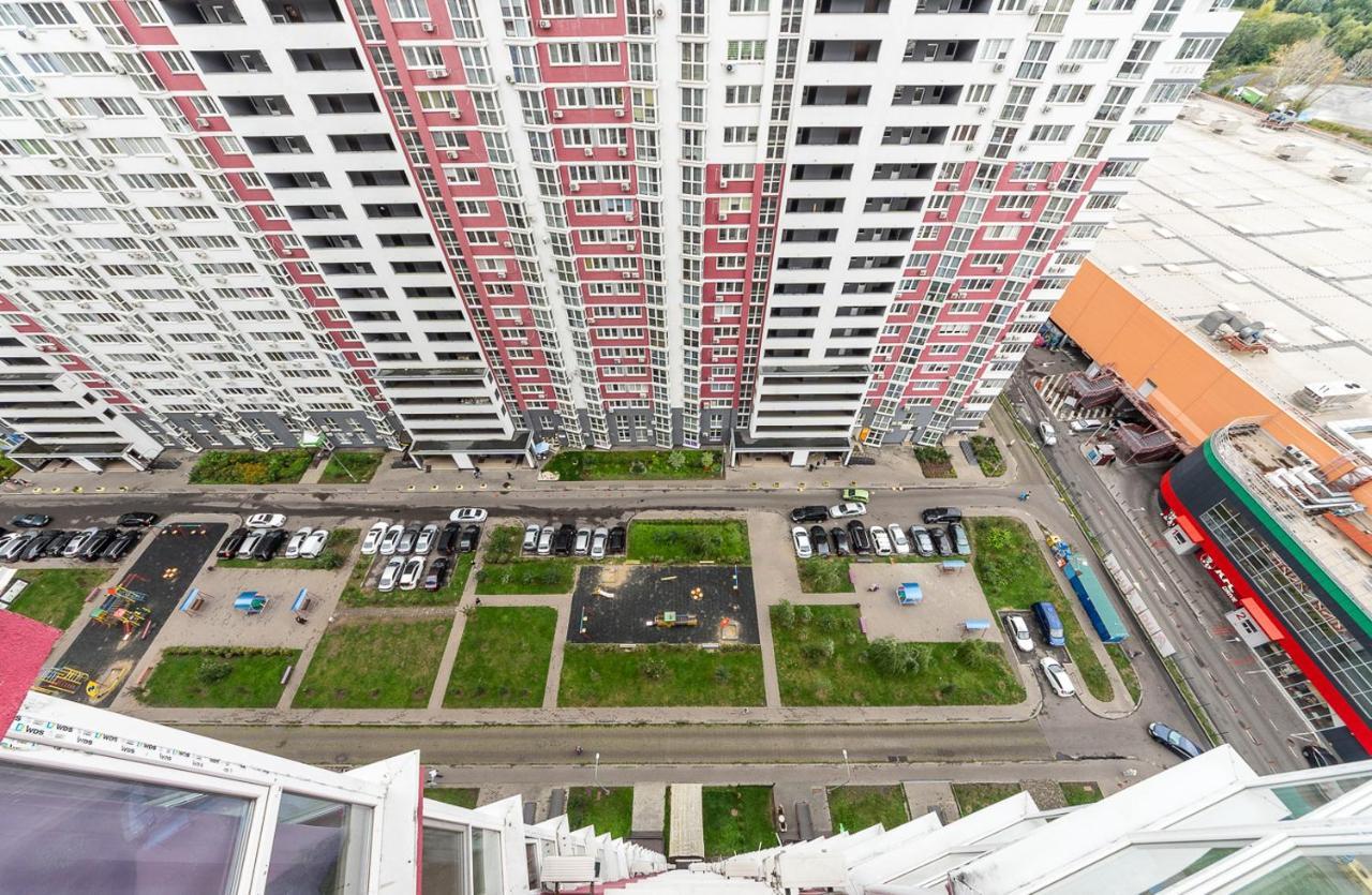 Flatrent Drahomanova 2A Appartement Kiev Buitenkant foto