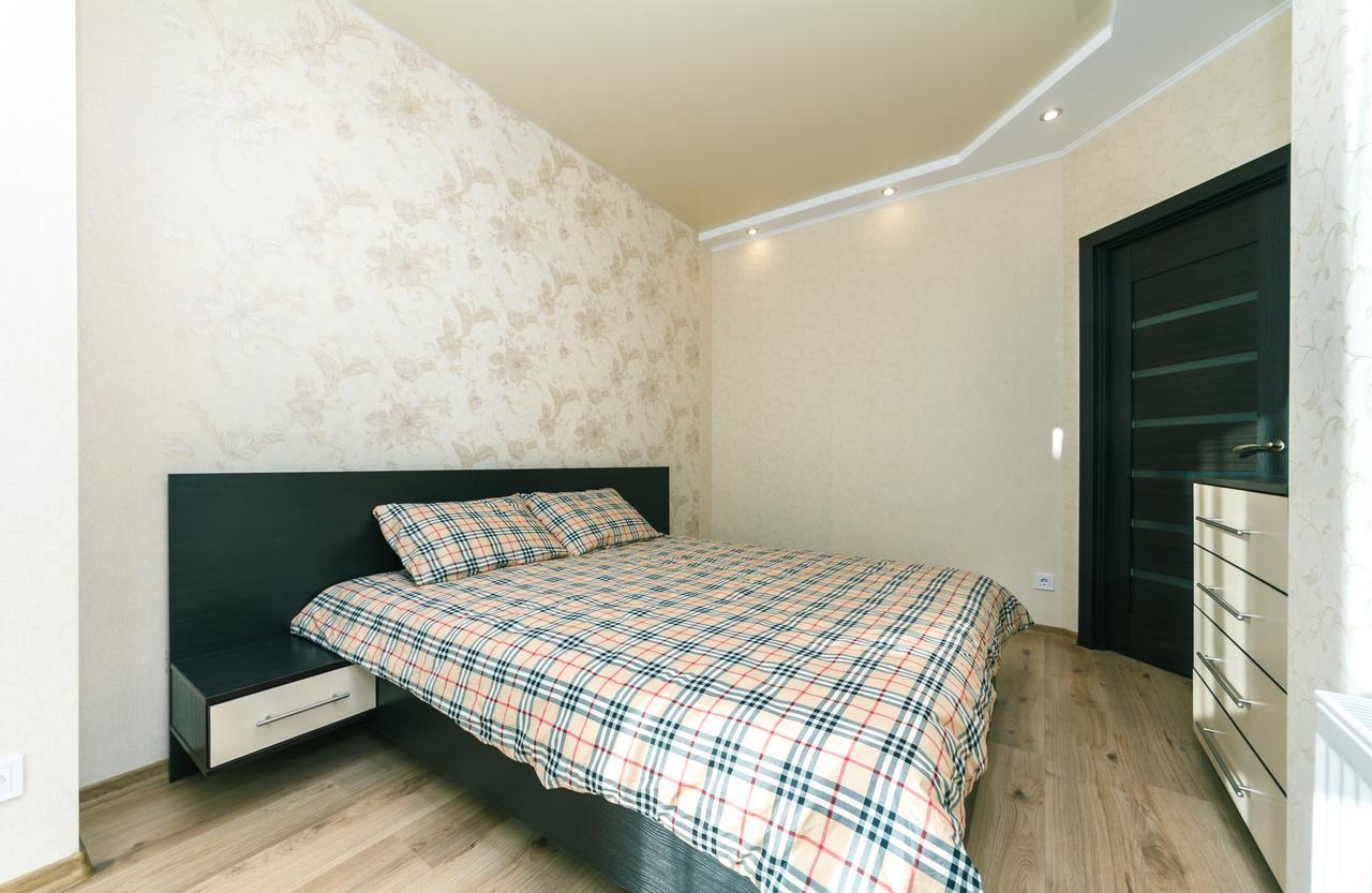 Flatrent Drahomanova 2A Appartement Kiev Buitenkant foto