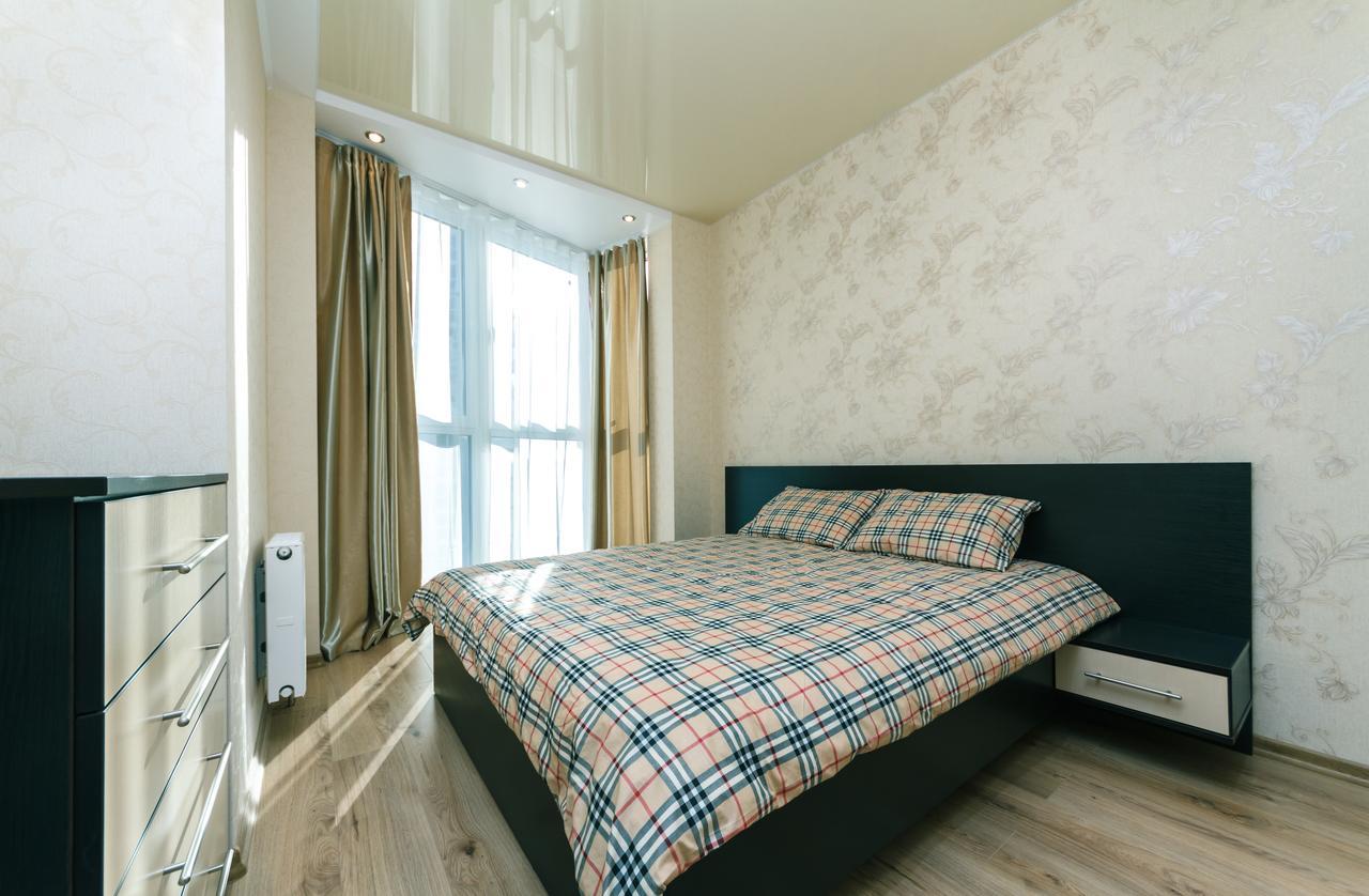 Flatrent Drahomanova 2A Appartement Kiev Buitenkant foto