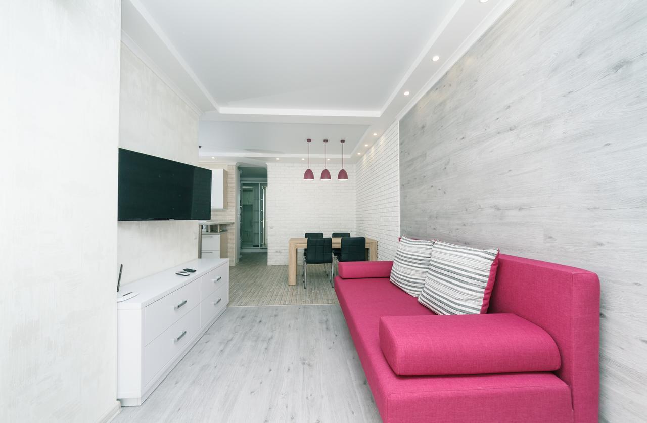 Flatrent Drahomanova 2A Appartement Kiev Buitenkant foto
