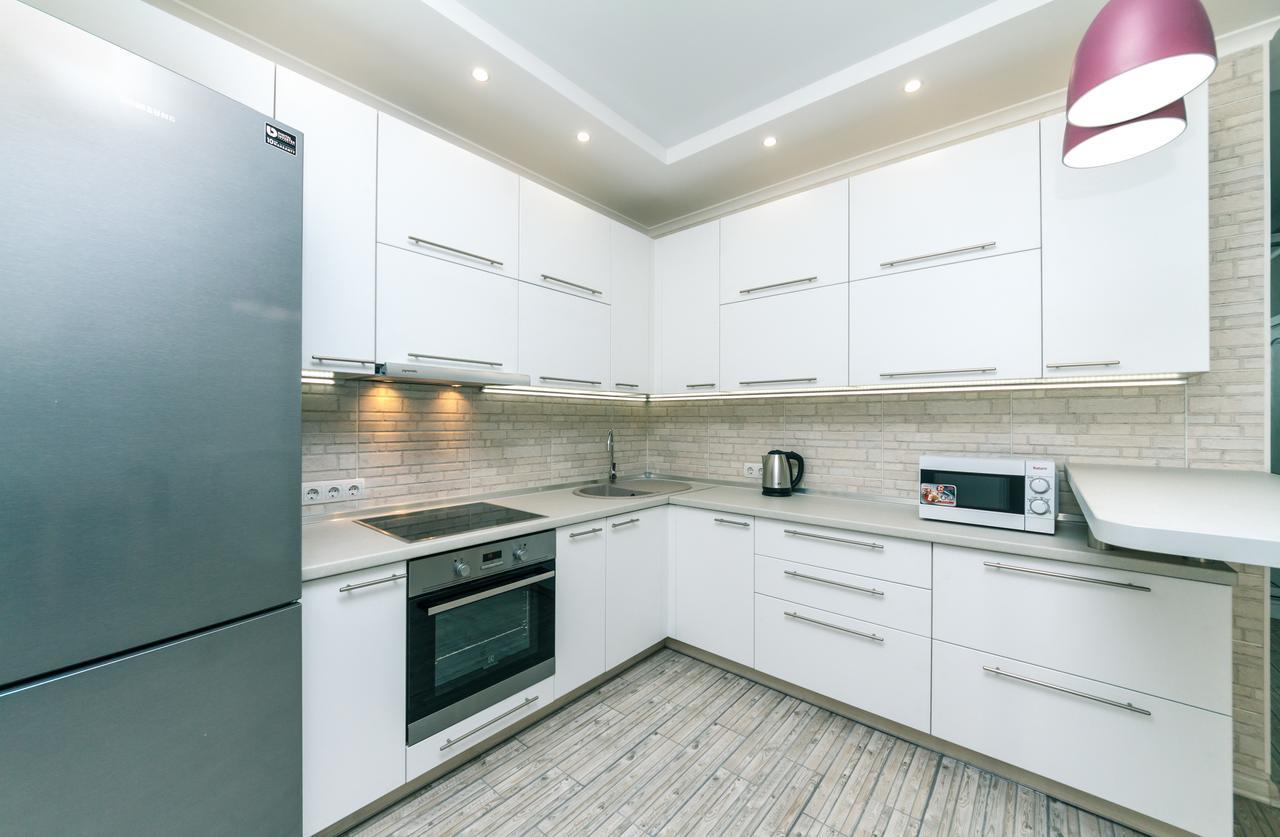 Flatrent Drahomanova 2A Appartement Kiev Buitenkant foto