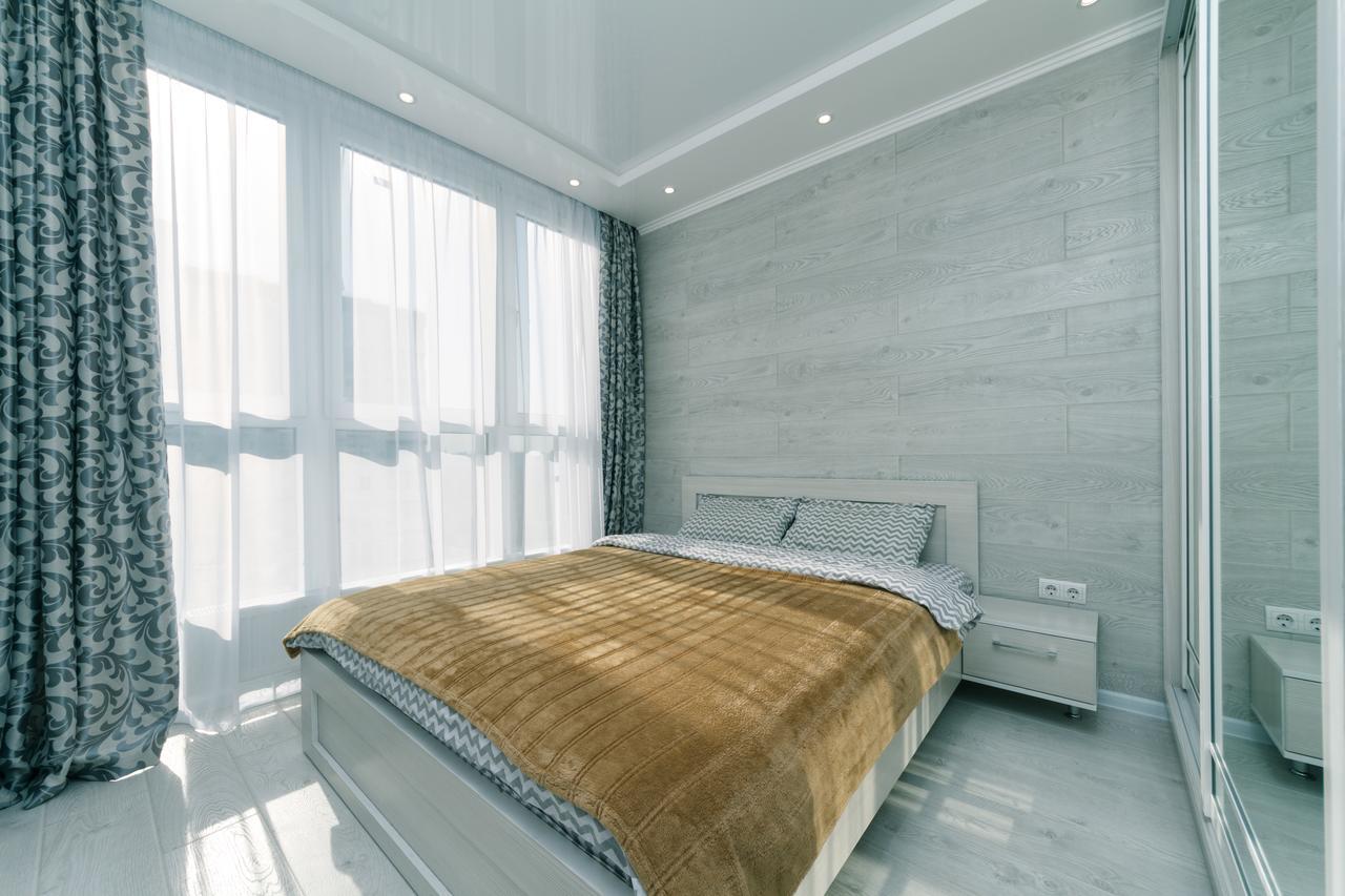Flatrent Drahomanova 2A Appartement Kiev Buitenkant foto