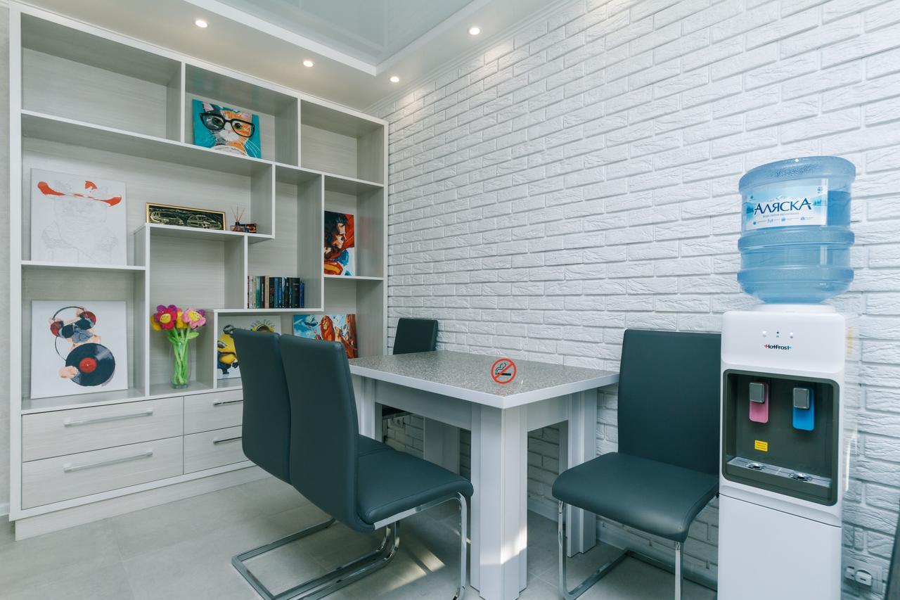 Flatrent Drahomanova 2A Appartement Kiev Buitenkant foto