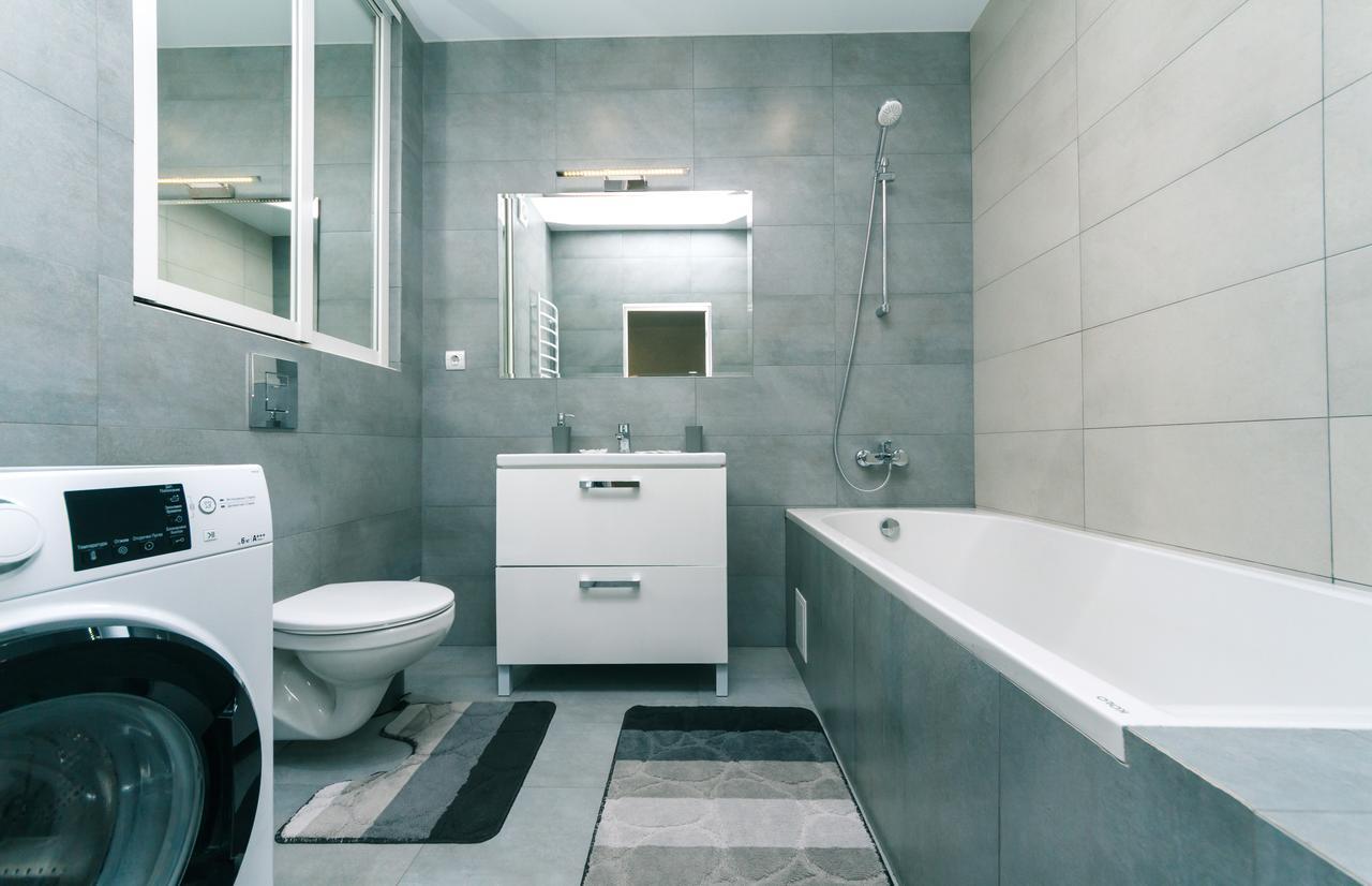 Flatrent Drahomanova 2A Appartement Kiev Buitenkant foto